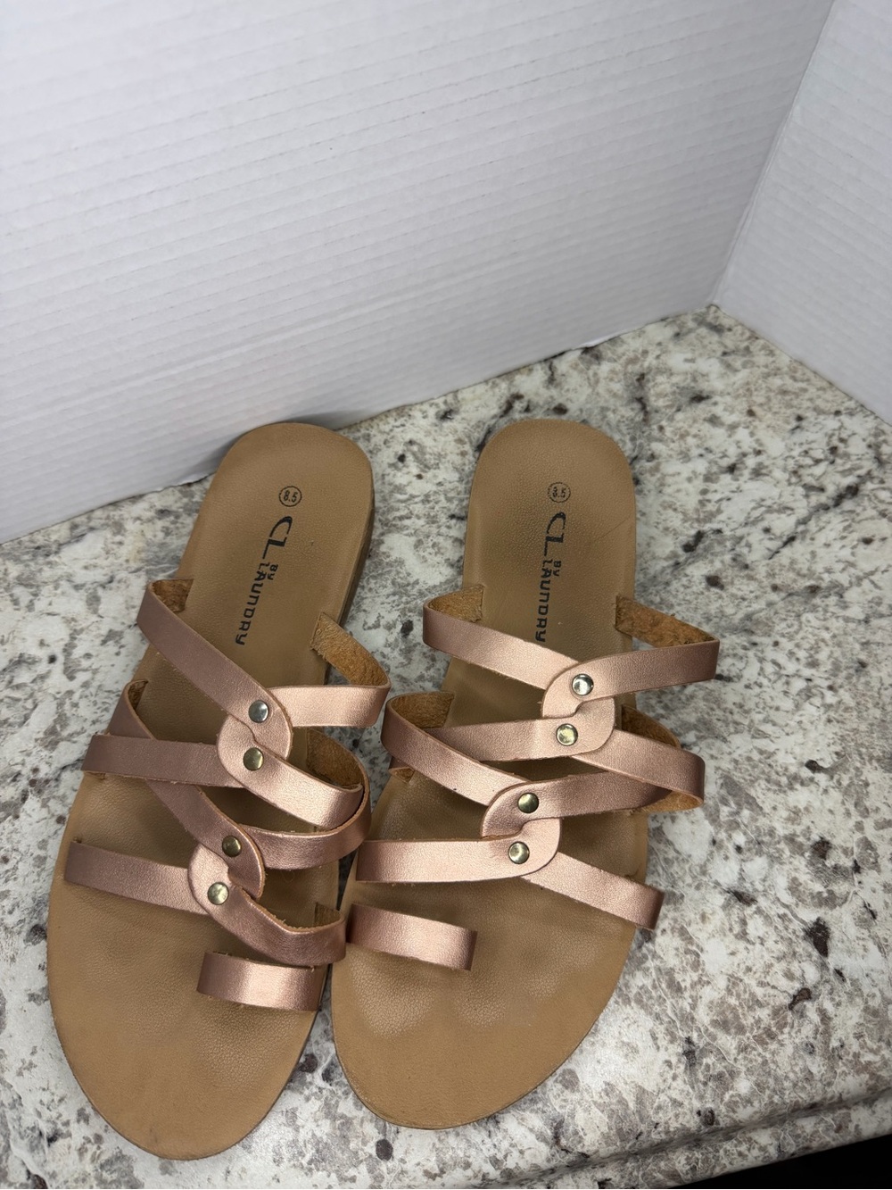 CL laundry sandals 8.5